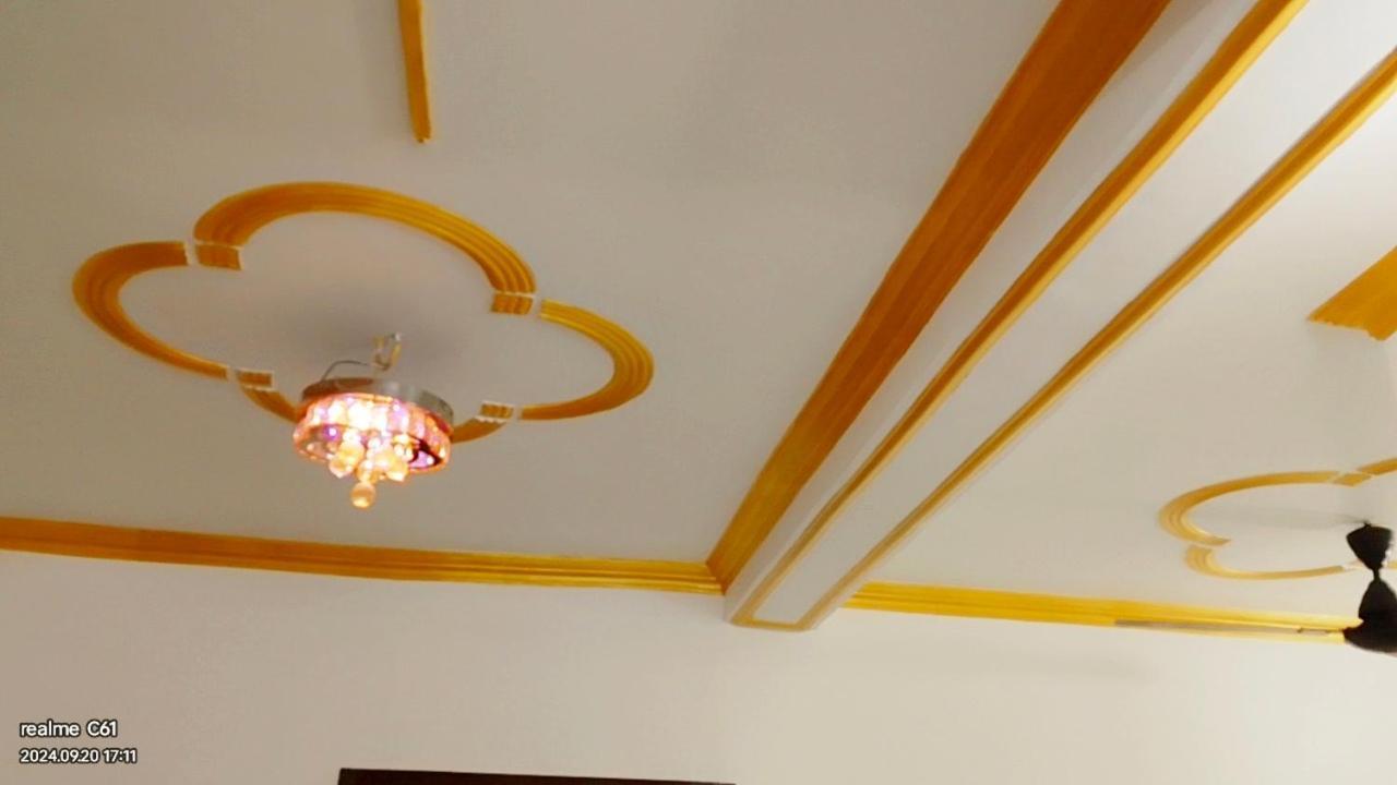Ganga Paying Guest House Βαρανάσι Δωμάτιο φωτογραφία